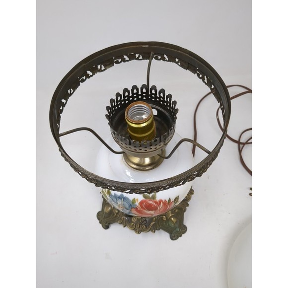 Gone With The Wind Floral Roses Globe Hurricane Table Lamp Milk Glass As-Is VTG - Picture 11 of 12